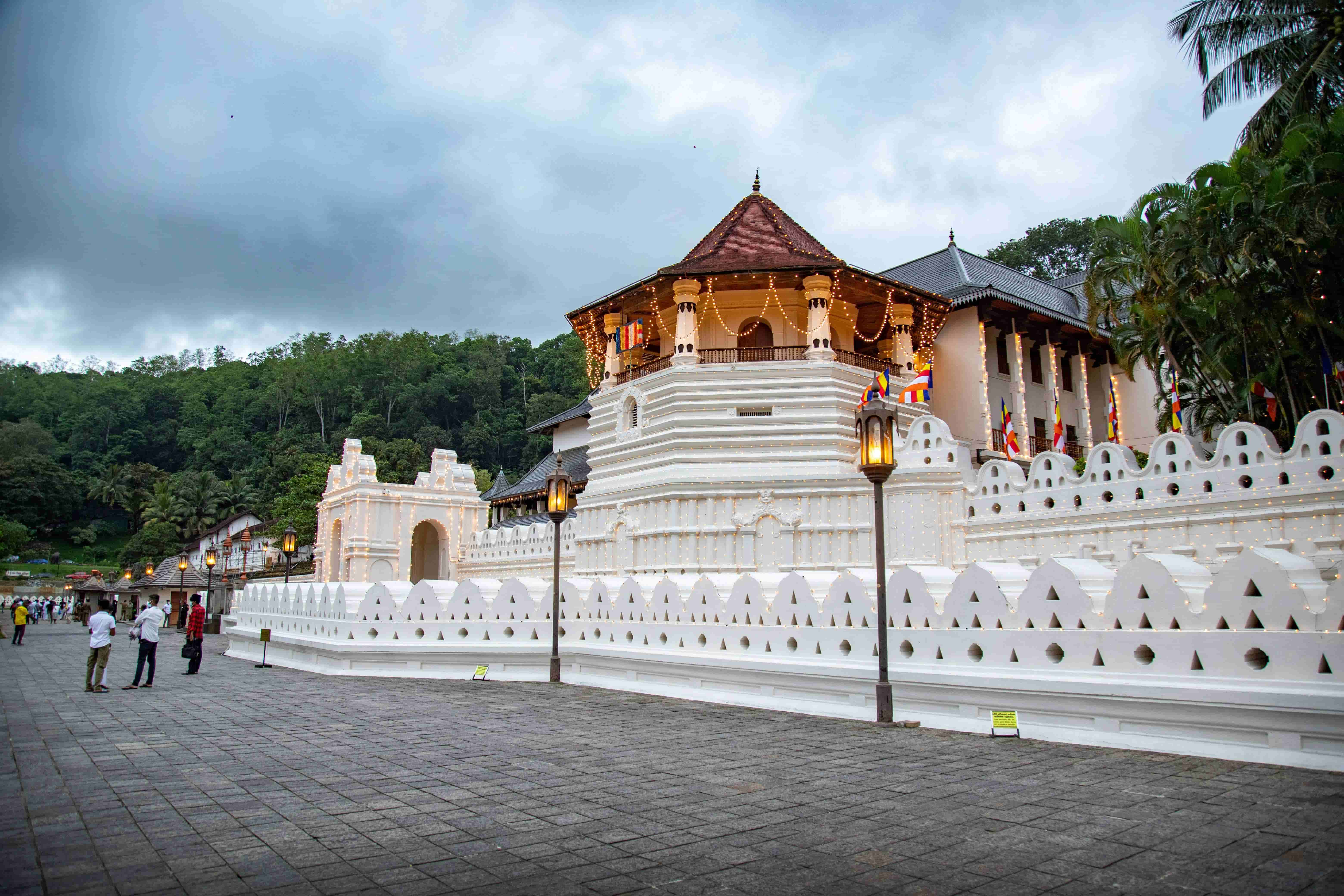 10-Day Essential Sri Lanka Highlights